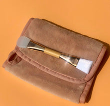 Load image into Gallery viewer, Mask Applicator Brush